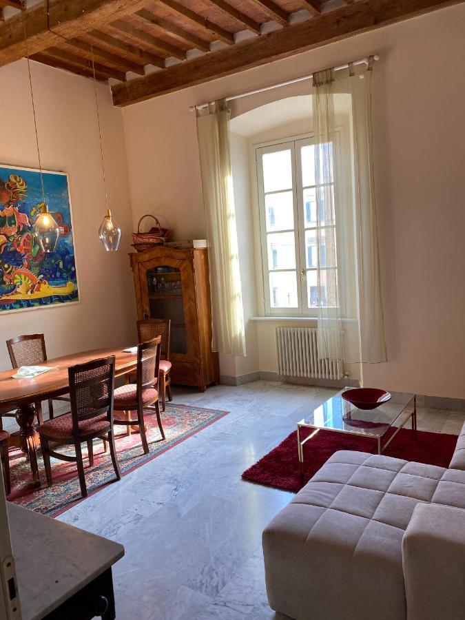 Renovated Apartment With 3 Bedrooms In An Historic Palazzo Between Port And Old Town Livorno Dış mekan fotoğraf