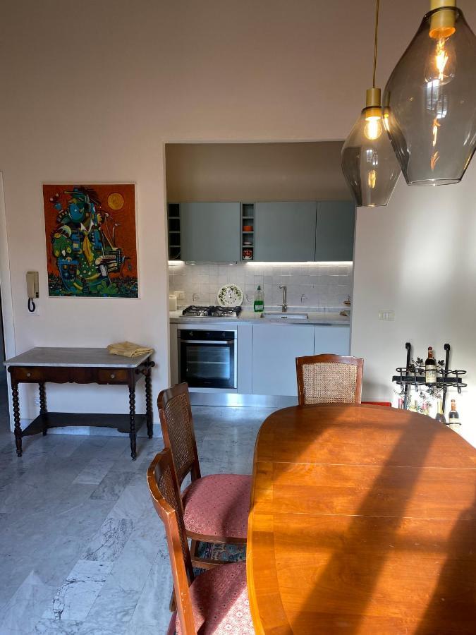 Renovated Apartment With 3 Bedrooms In An Historic Palazzo Between Port And Old Town Livorno Dış mekan fotoğraf